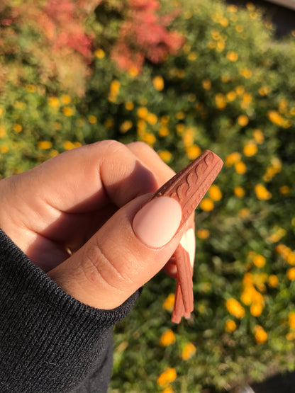 Sweater Weather French Tips (Brown)